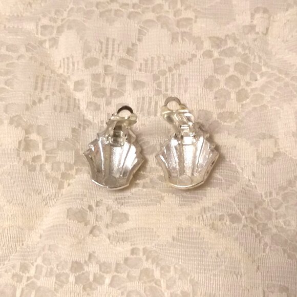 Vintage White Clear Cubic Zirconia Silver Tone Earrings Non-Pierced Clip - Picture 8 of 9